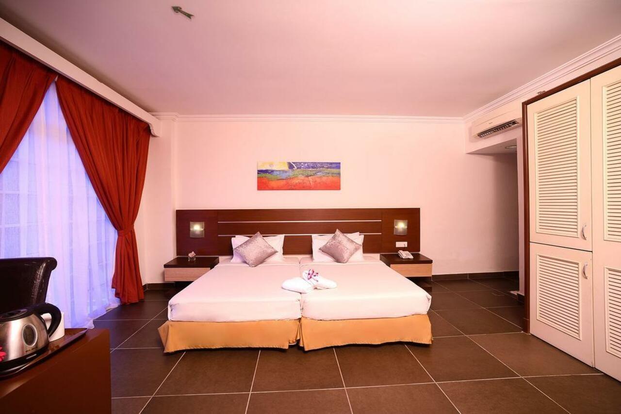 Bella Vista Express Hotel Pantai Cenang  Exteriér fotografie