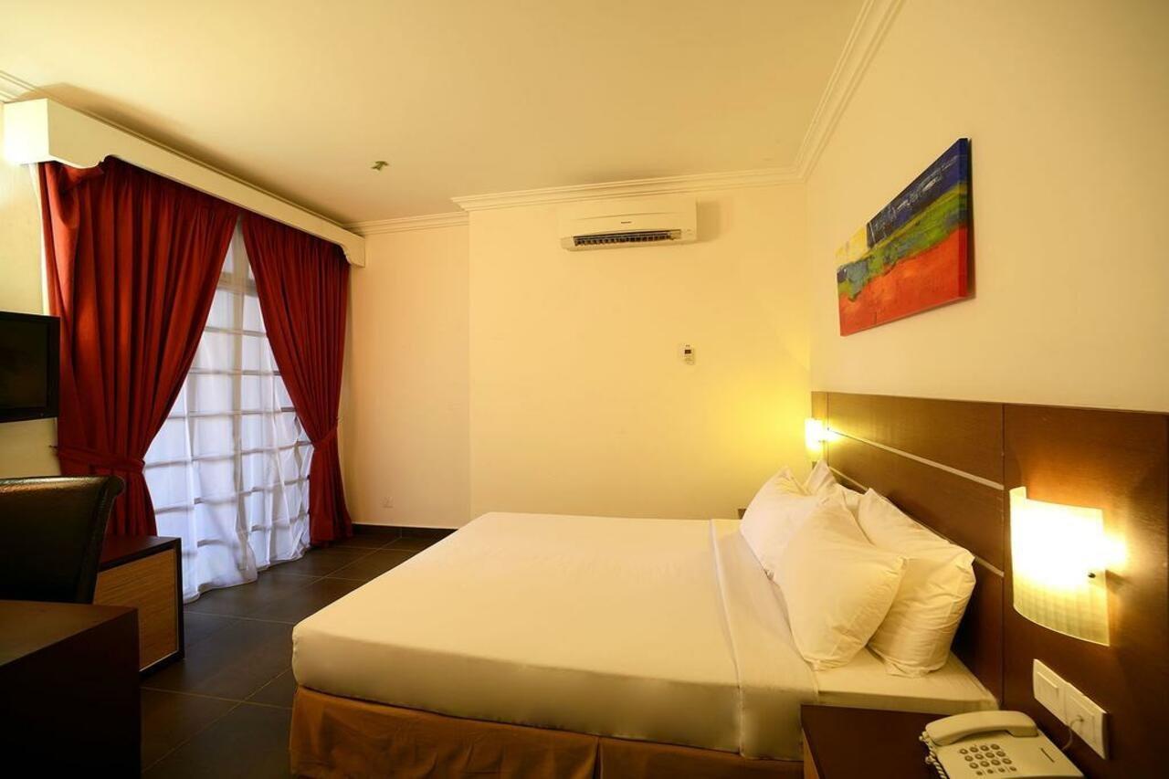 Bella Vista Express Hotel Pantai Cenang  Exteriér fotografie