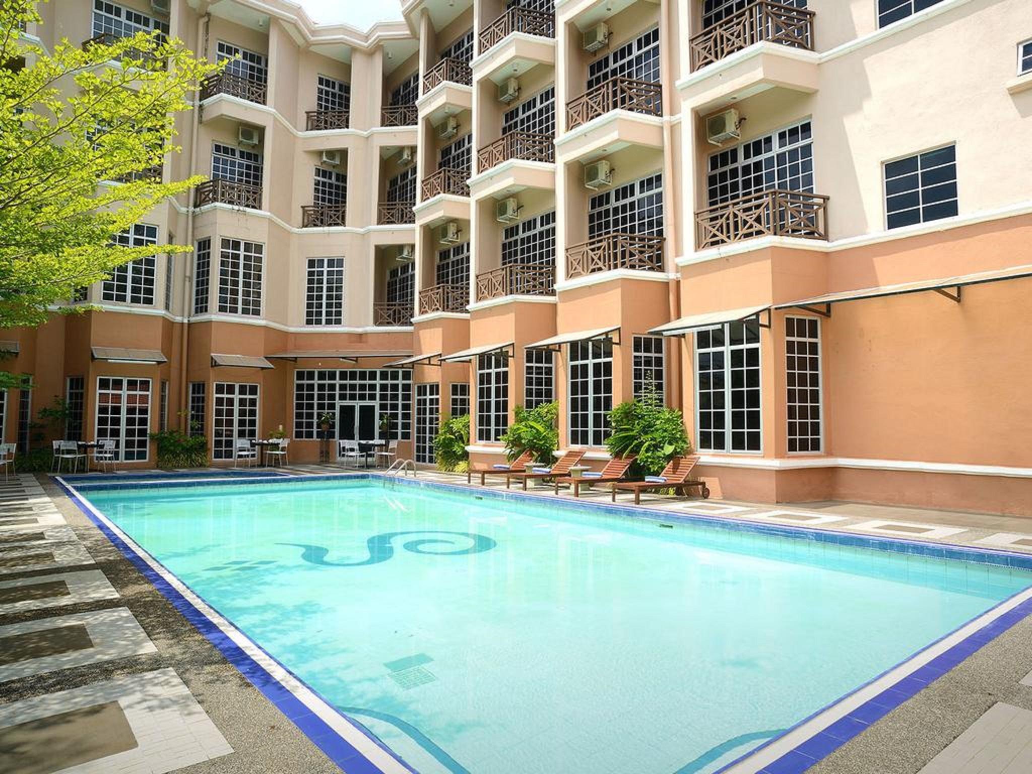 Bella Vista Express Hotel Pantai Cenang  Exteriér fotografie