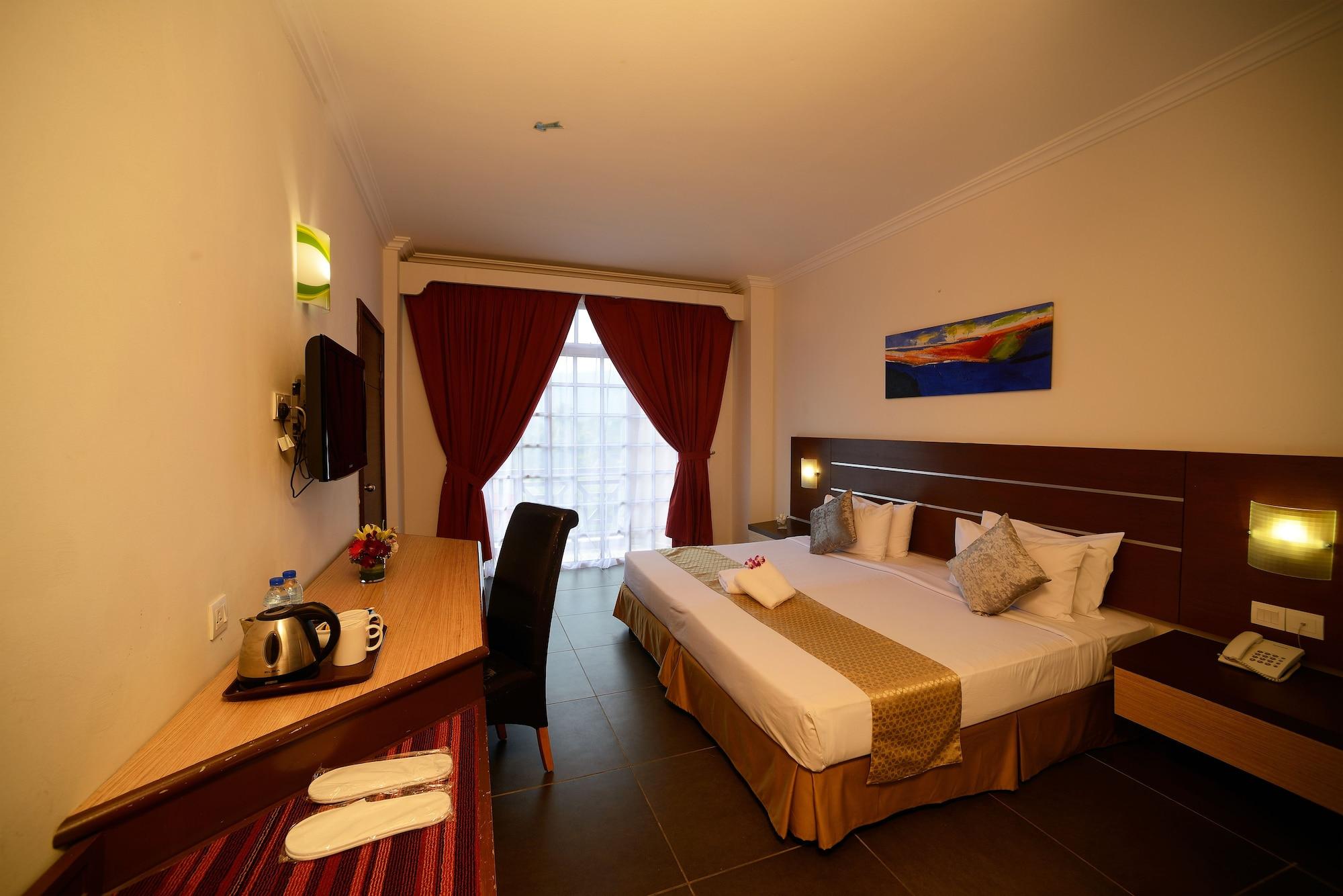 Bella Vista Express Hotel Pantai Cenang  Exteriér fotografie