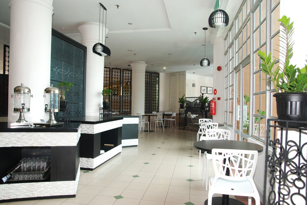 Bella Vista Express Hotel Pantai Cenang  Exteriér fotografie